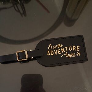 Black and Gold Luggage Tag